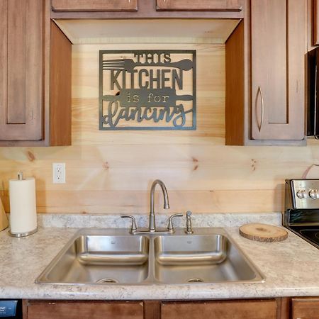 Lakeside Trenton Cabin On 7-Acre Property! ภายนอก รูปภาพ