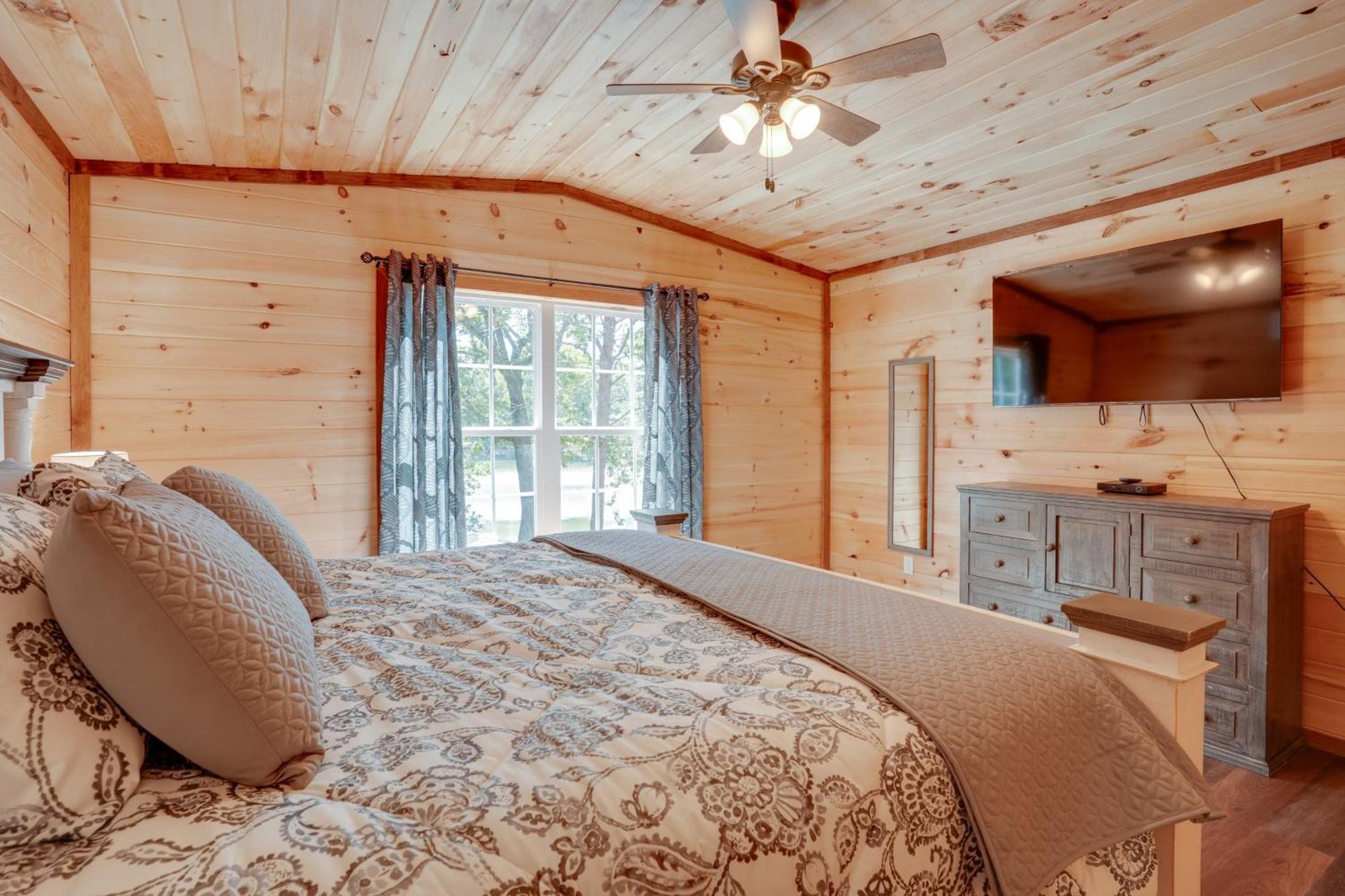 Lakeside Trenton Cabin On 7-Acre Property! ภายนอก รูปภาพ