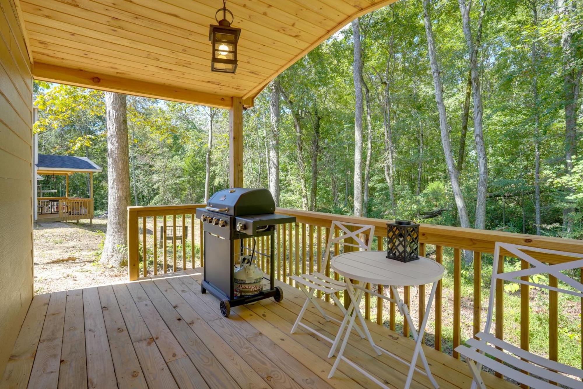 Lakeside Trenton Cabin On 7-Acre Property! ภายนอก รูปภาพ